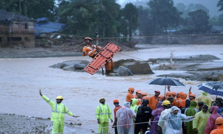 landslides in the hills in wayanad