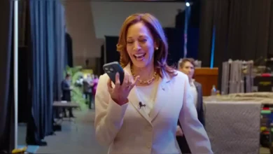 watch when the obamas called kamala harris to endorse her presidential bid