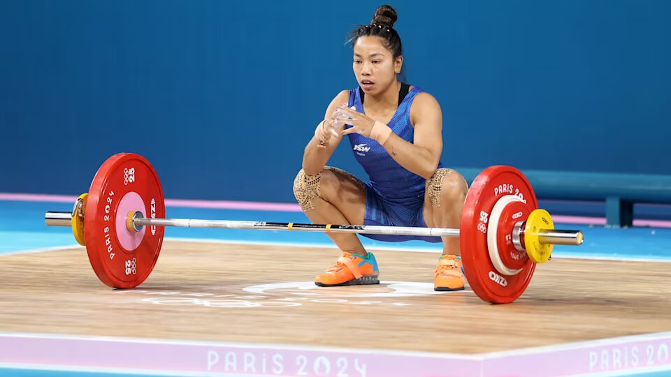 Mirabai Chanu misses out on medal